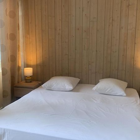 L'Appart Sur Jardin 42M2 Tres Calme La Rochelle  Eksteriør billede