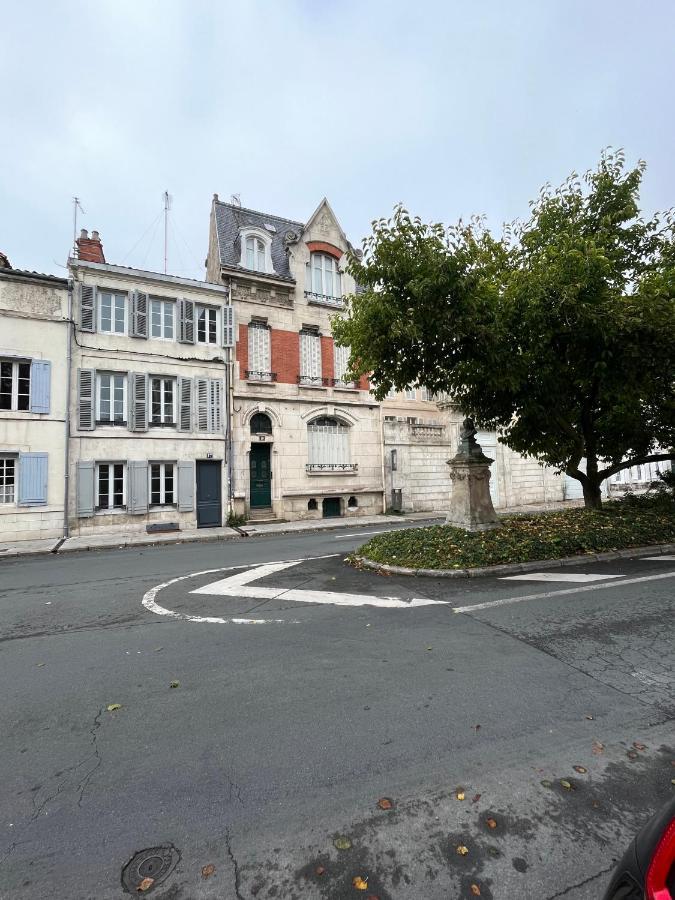 L'Appart Sur Jardin 42M2 Tres Calme La Rochelle  Eksteriør billede