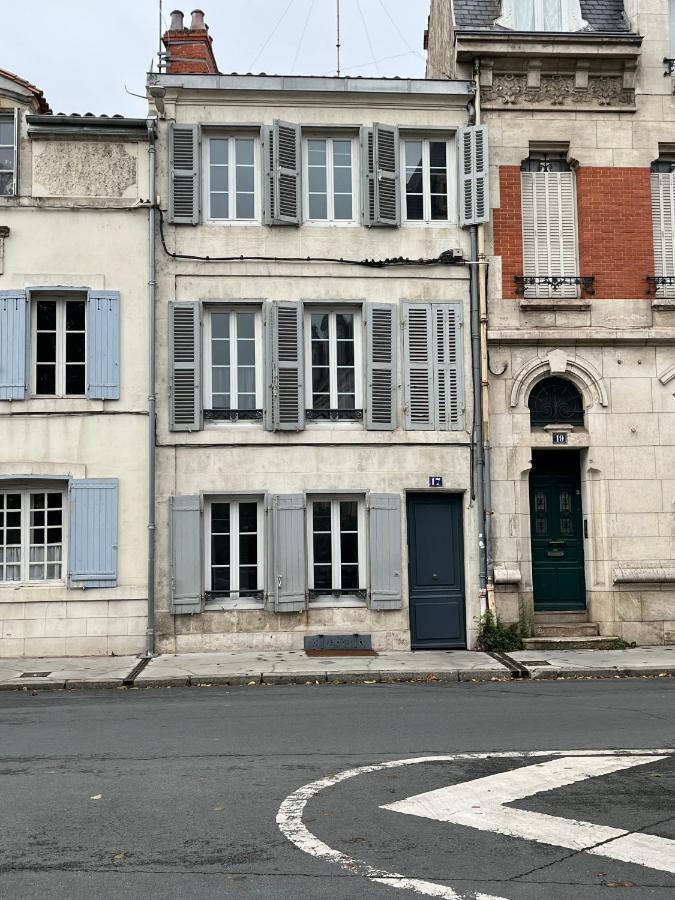 L'Appart Sur Jardin 42M2 Tres Calme La Rochelle  Eksteriør billede